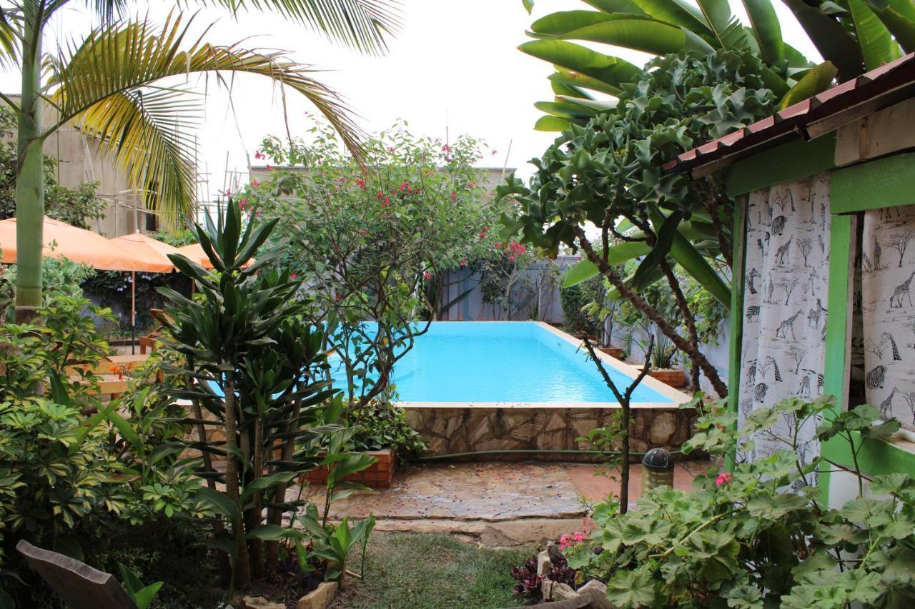 Umusambi B&B Kigali Exterior foto